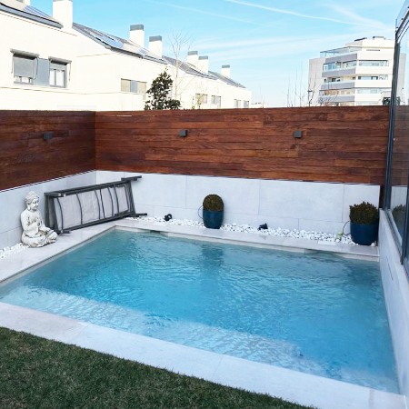 Piscinas de obra y fibra en Madrid D2 Decoración de exteriores